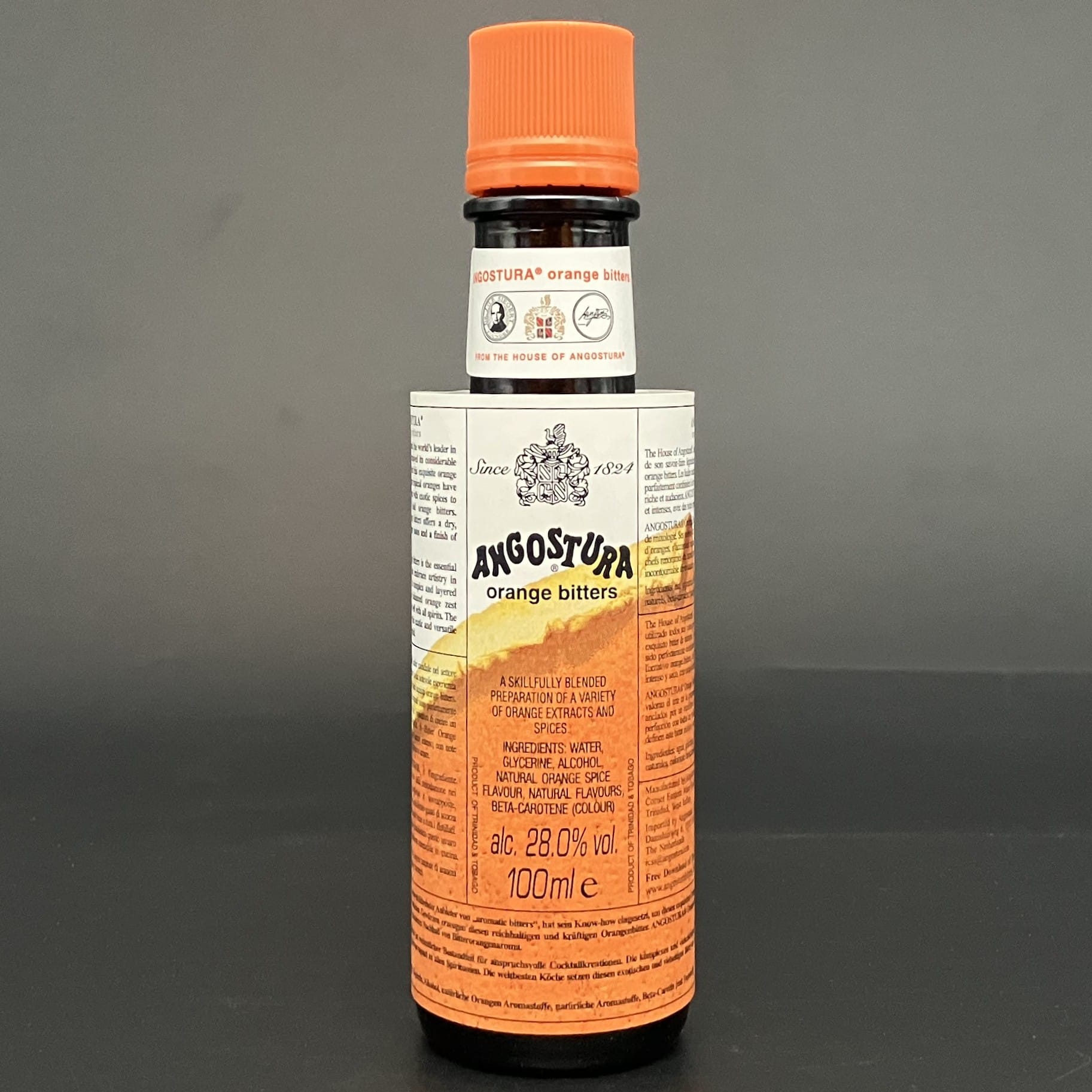 Angostura orange bitters. 10cl 28%.